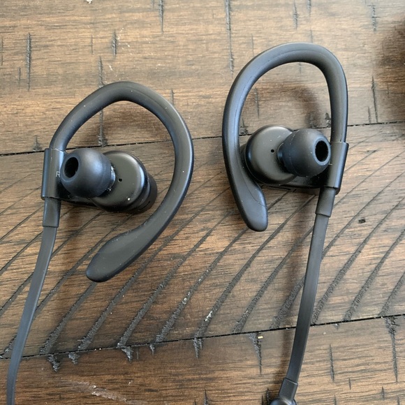 Beats by Dr.Dre Powerbeats3 Wireless - Picture 4 of 5